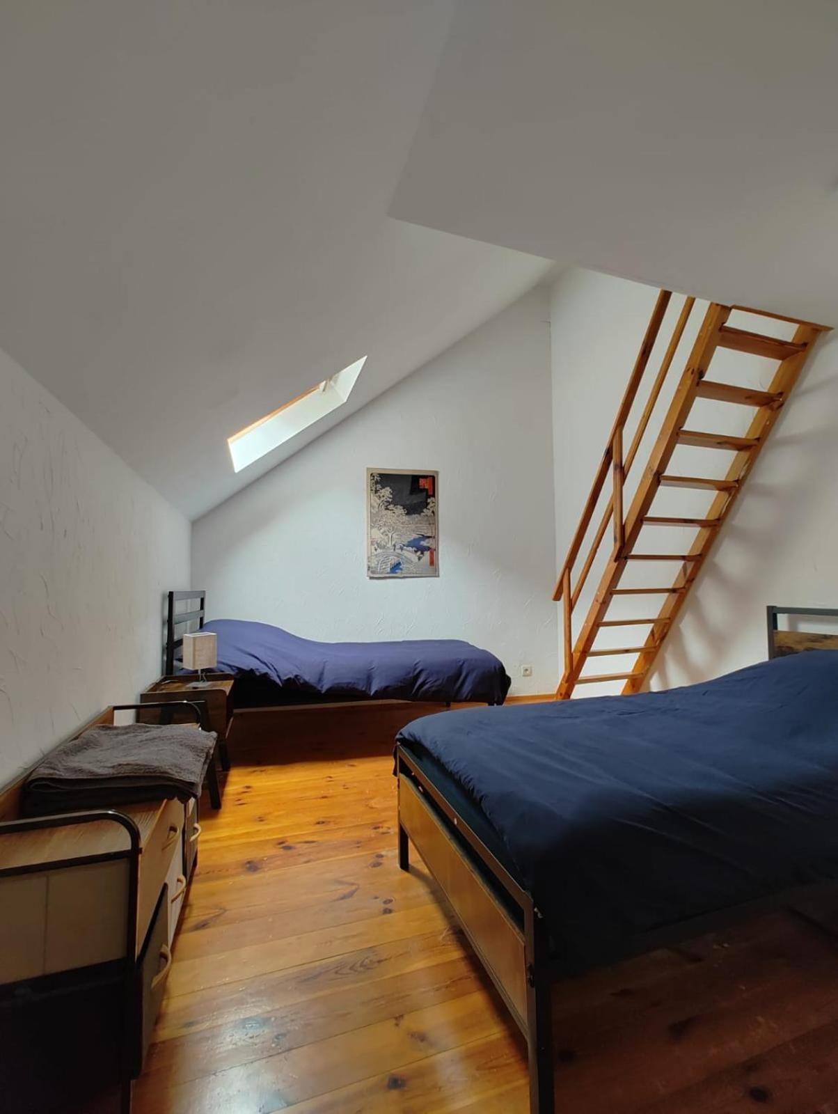 Cosy Appartement 2 Chambres Pont-de-lʼArche Exterior foto